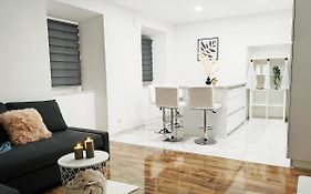 Stara Posta Apartment 8